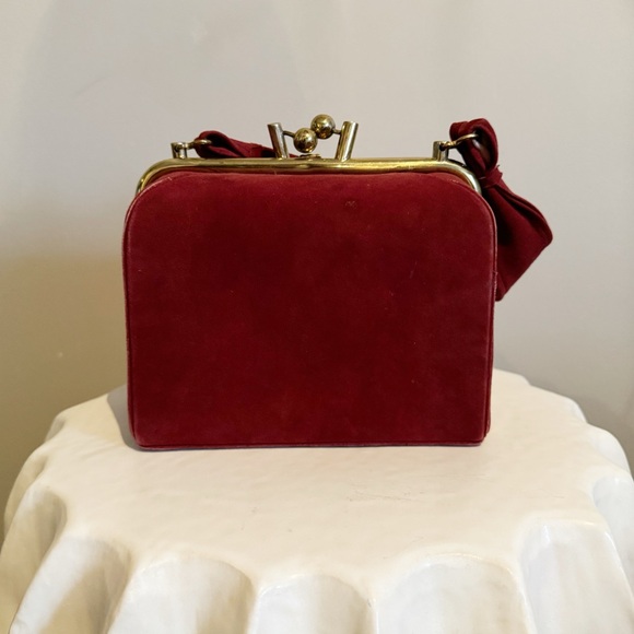 Vintage needlepoint, mid century box purse - Picture 3 of 7